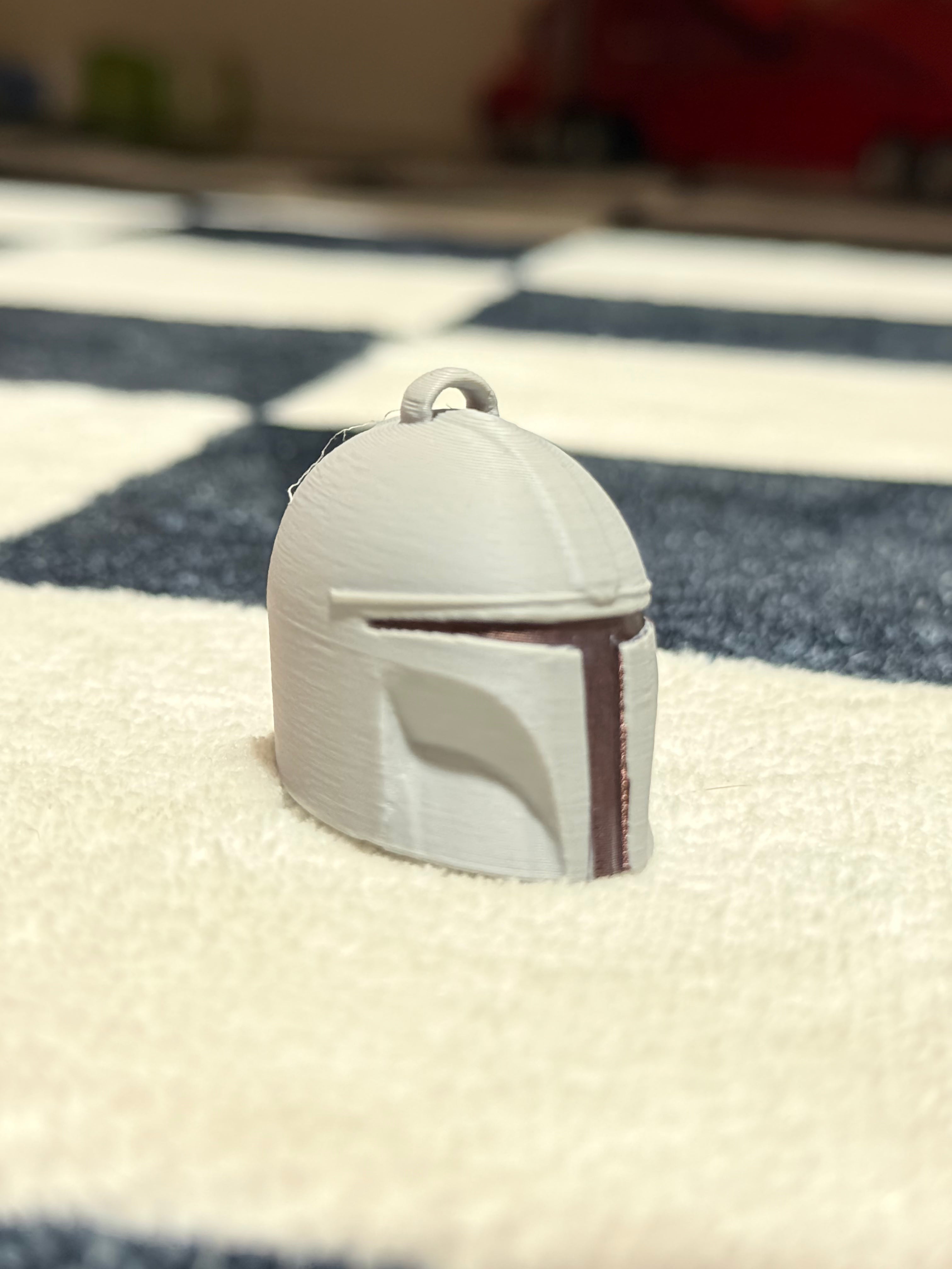 Mandalorian helmet keychain