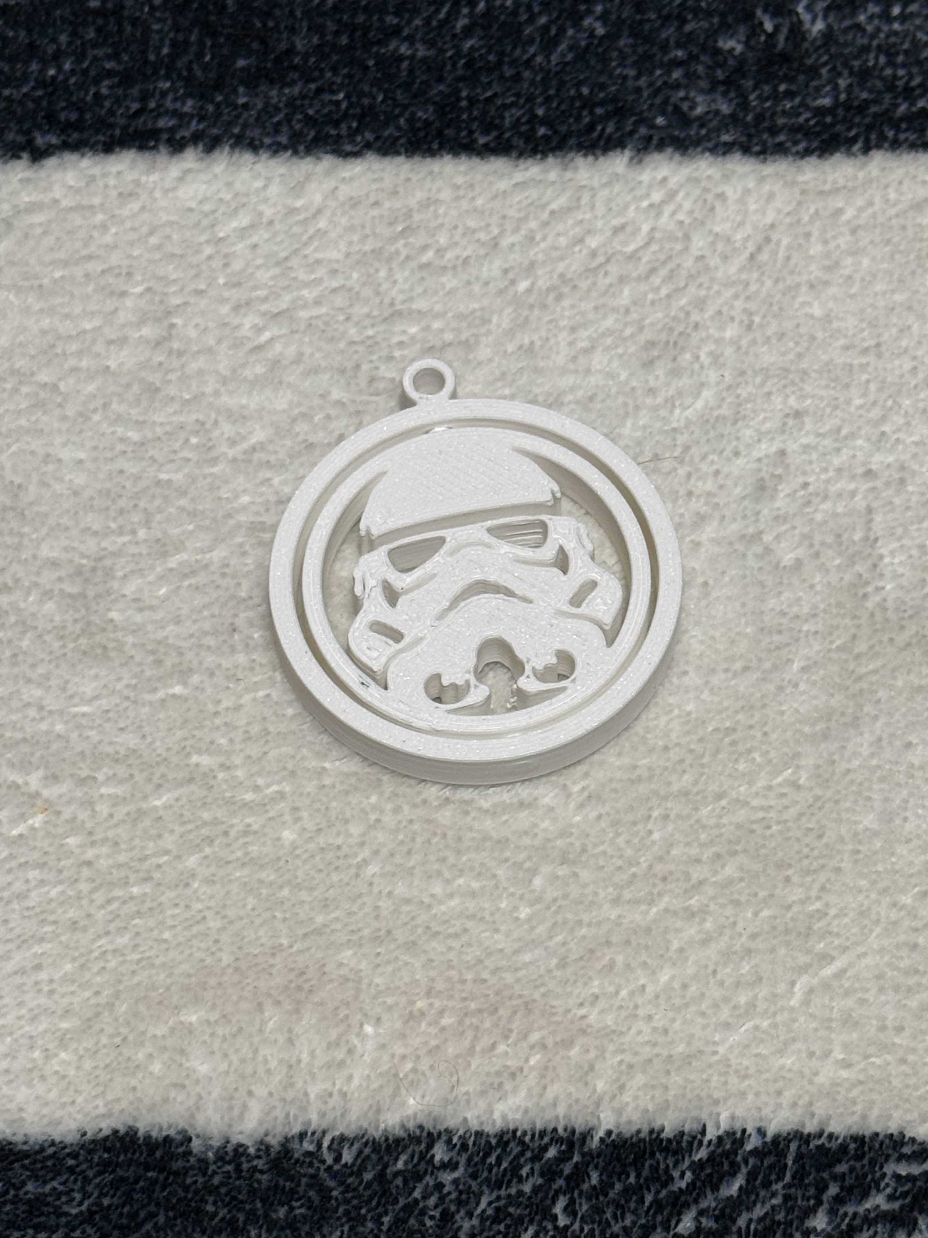 Stormtrooper spinning keychain